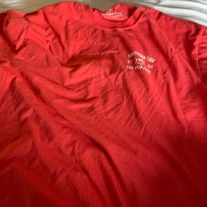 Southern Tide pink/ red short sleeved t shirt size large